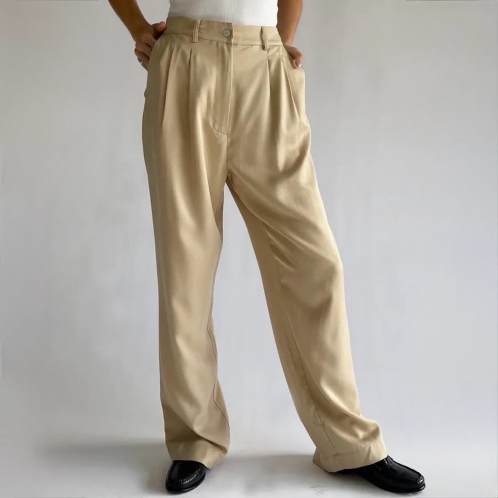 NWT DONNI. Pleated Twill Trouser